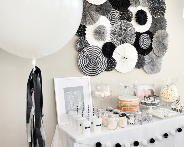 Decoration Black and White Party Ideas