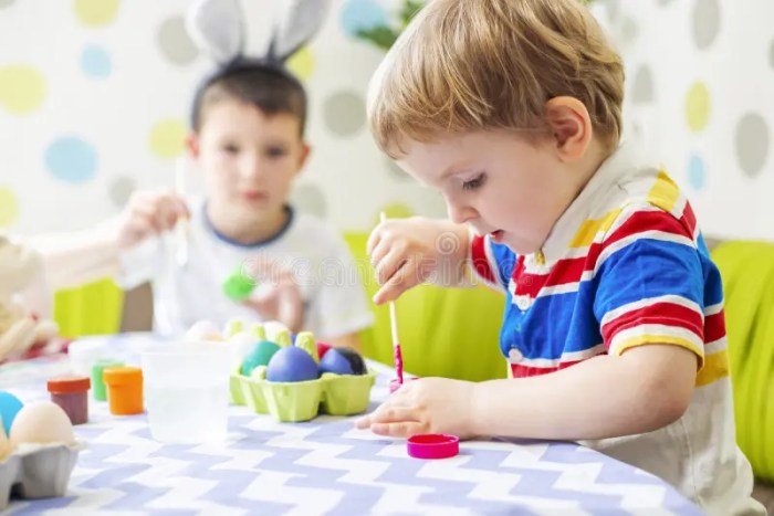 Food coloring eggs for easter