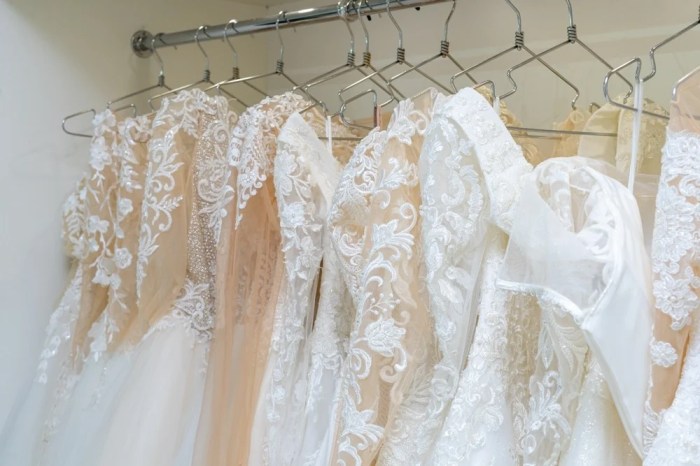 Rent your wedding dress